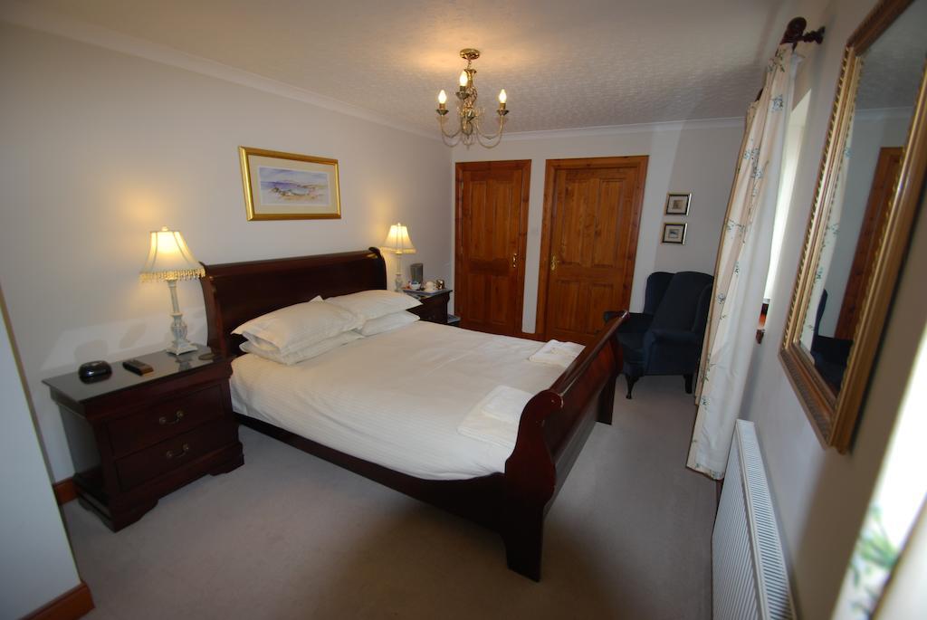 Dunlichity House Bed And Breakfast Inverness Oda fotoğraf