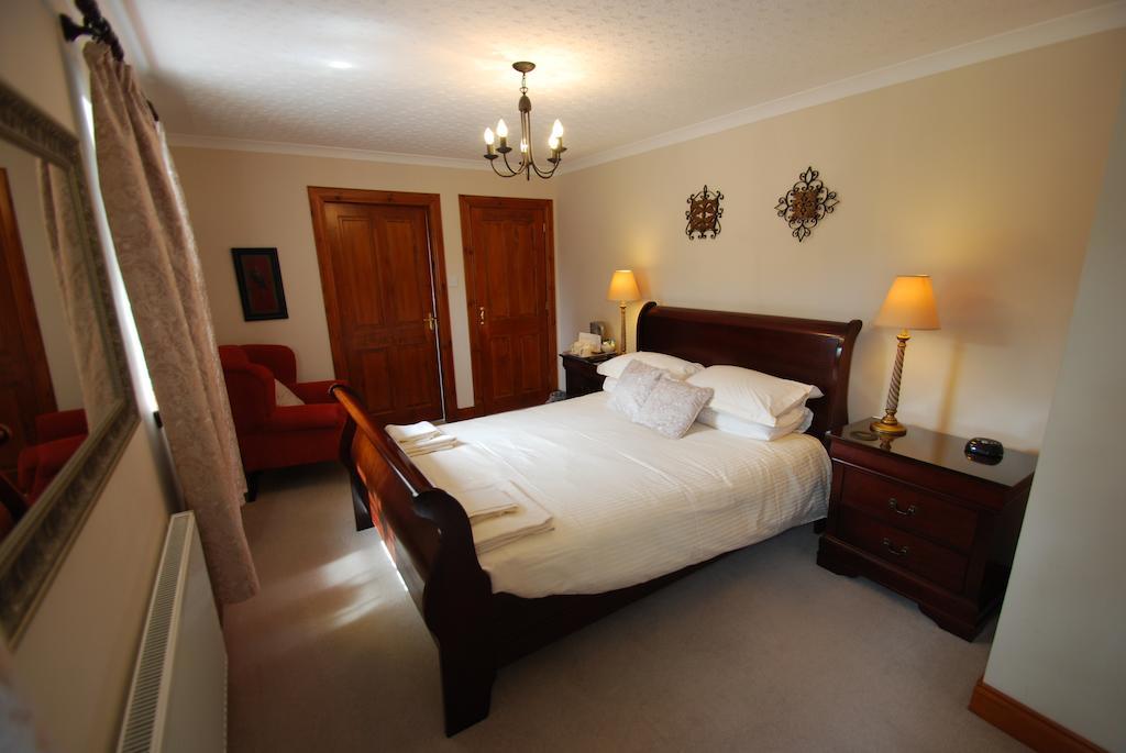Dunlichity House Bed And Breakfast Inverness Oda fotoğraf