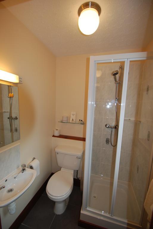 Dunlichity House Bed And Breakfast Inverness Oda fotoğraf