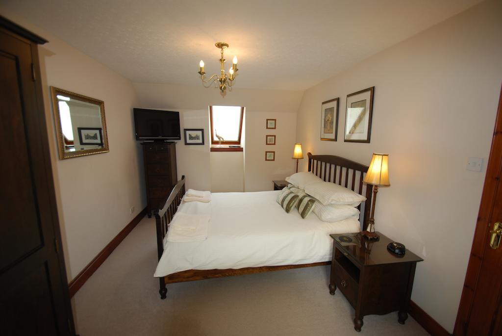 Dunlichity House Bed And Breakfast Inverness Oda fotoğraf